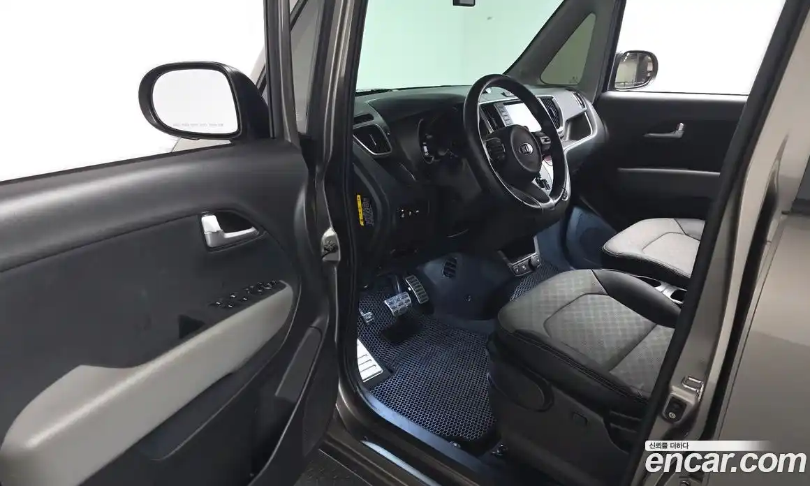 Kia Ray 2020 1.0 Автомат в Москве № 286592, фото 20