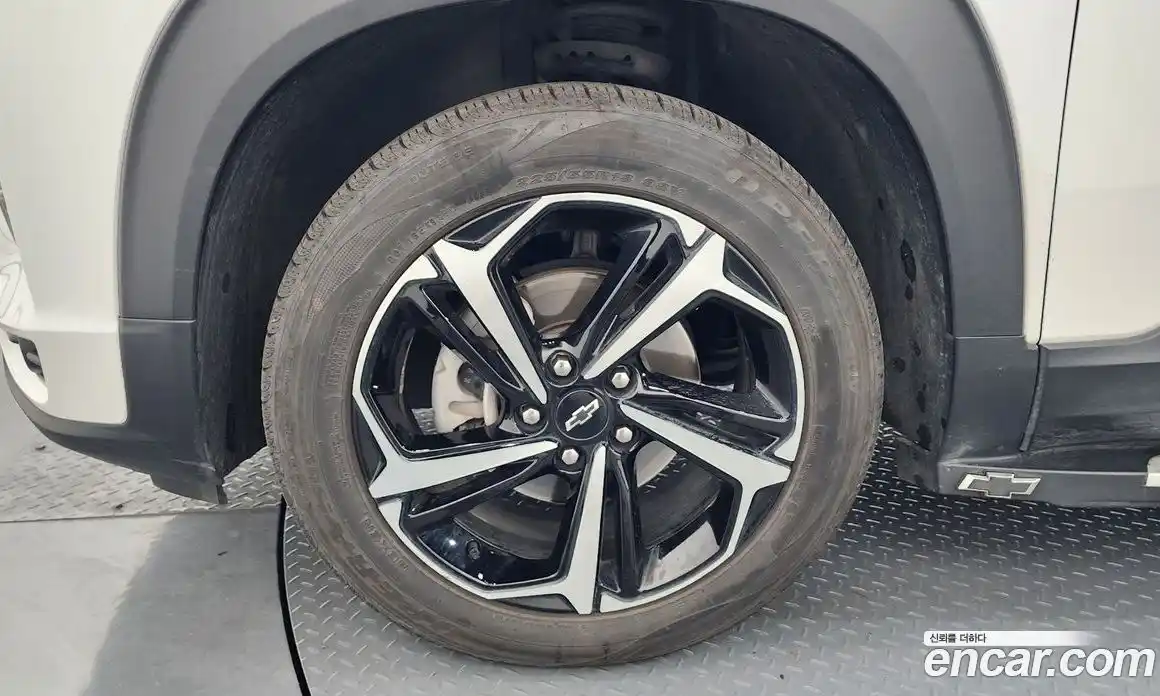 Chevrolet TrailBlazer 2021 1.3 Автомат в Москве № 296923, фото 5