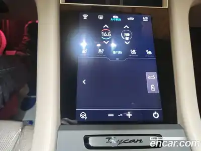 Porsche Taycan 2026 0.1 Автомат в Москве № 297140, миниатюра 3