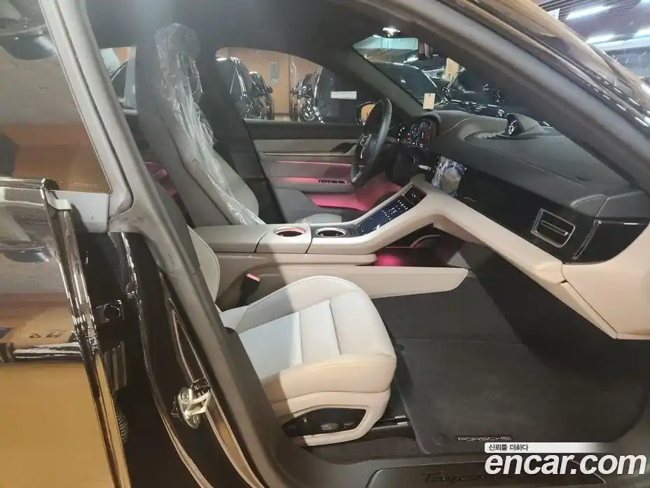 Porsche Taycan 2026 0.1 Автомат в Москве № 297140, фото 10