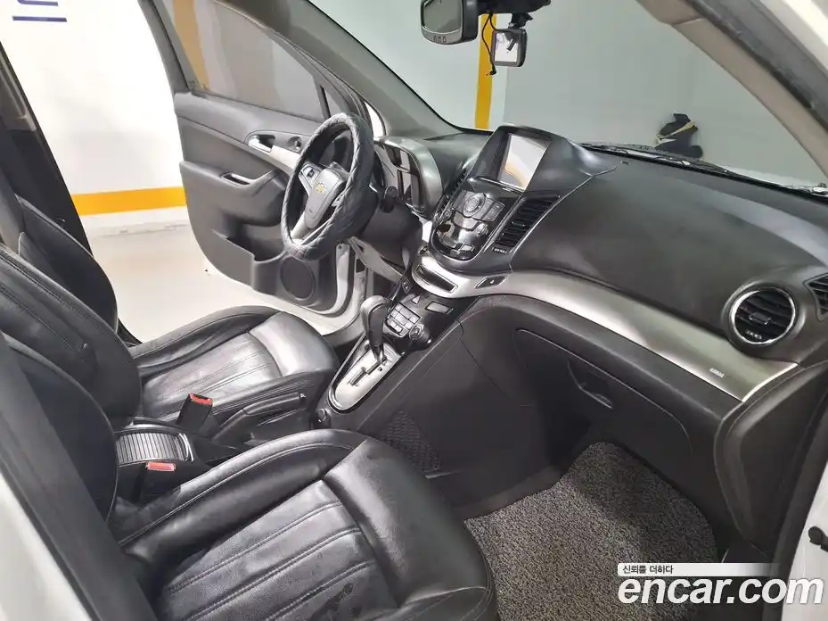 Chevrolet Orlando 2015 2.0 Автомат в Москве № 298449, фото 16