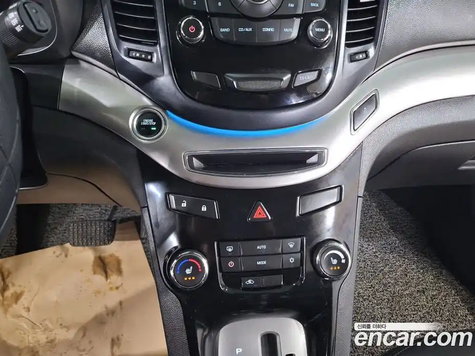 Chevrolet Orlando 2015 2.0 Автомат в Москве № 298449, фото 9