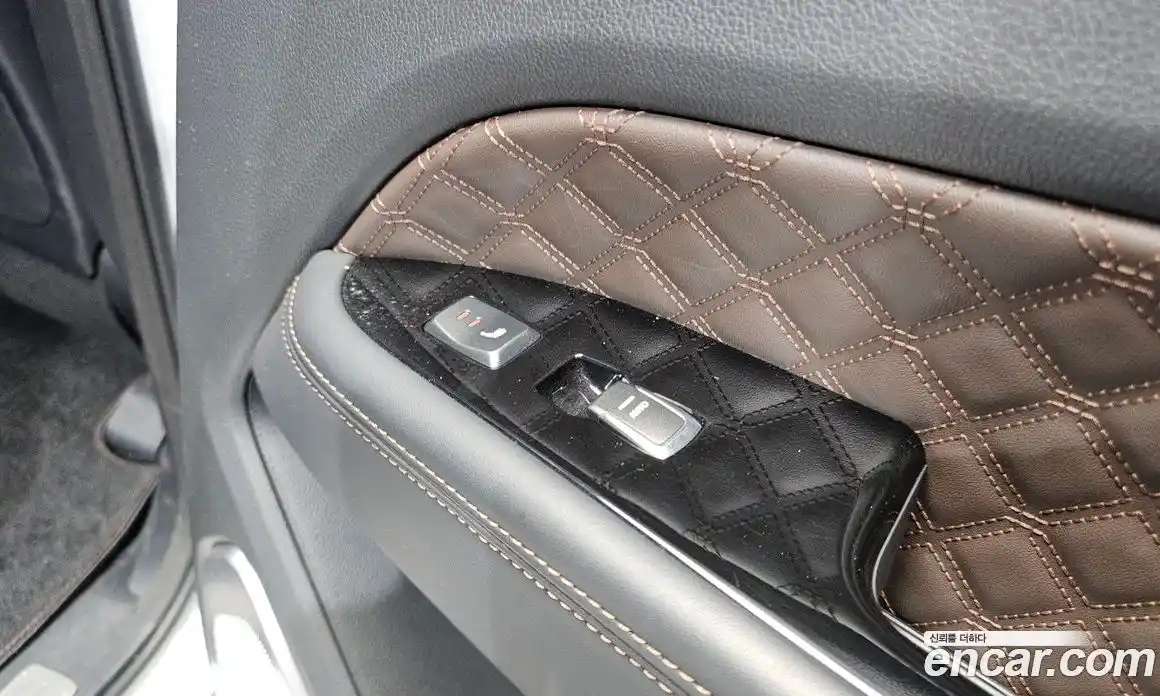 SsangYong Rexton 2021 2.2 Автомат в Москве № 30271, фото 17