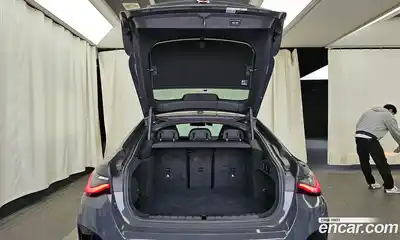 BMW i4 2023 0.2 Автомат в Москве № 306075, миниатюра 6