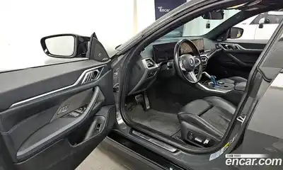 BMW i4 2023 0.2 Автомат в Москве № 306075, миниатюра 9