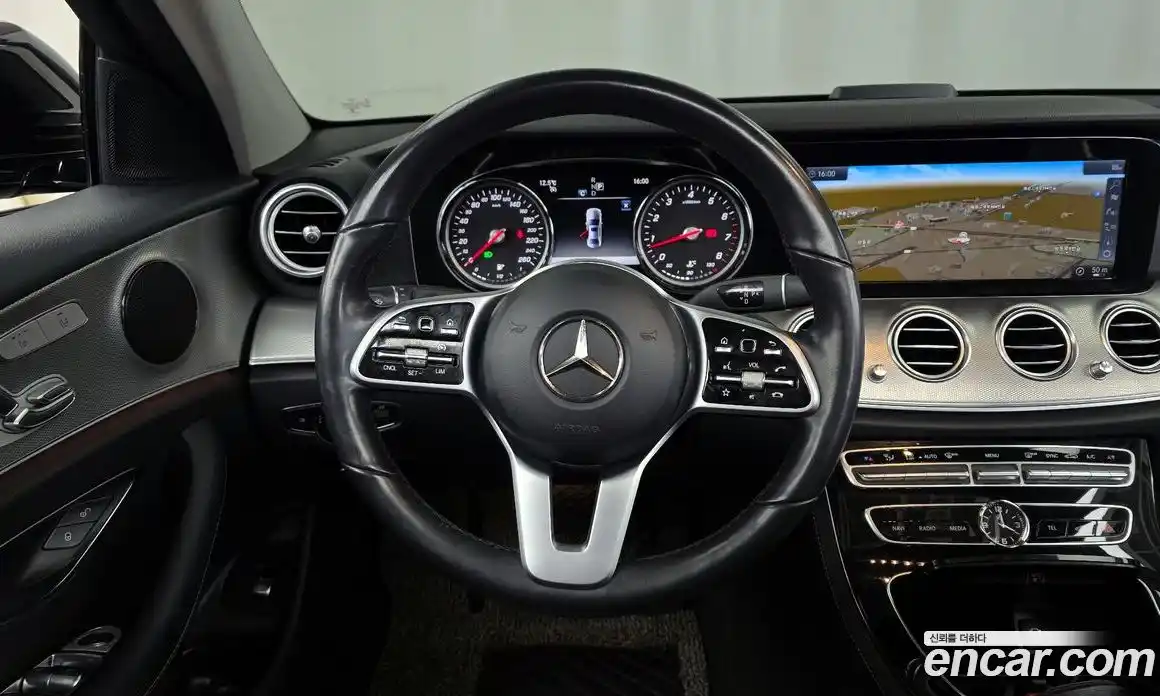 Mercedes-Benz E-Class 2019 2.0 Автомат в Москве № 311612, фото 16