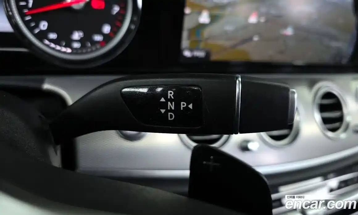 Mercedes-Benz E-Class 2019 2.0 Автомат в Москве № 311612, фото 20