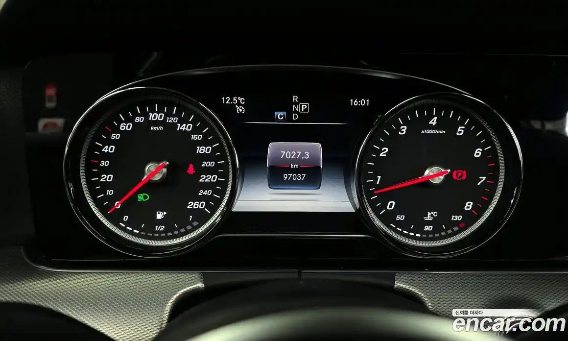 Mercedes-Benz E-Class 2019 2.0 Автомат в Москве № 311612, фото 5