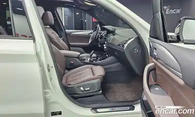 BMW X3 2021 2.0 Автомат в Москве № 318541, миниатюра 2