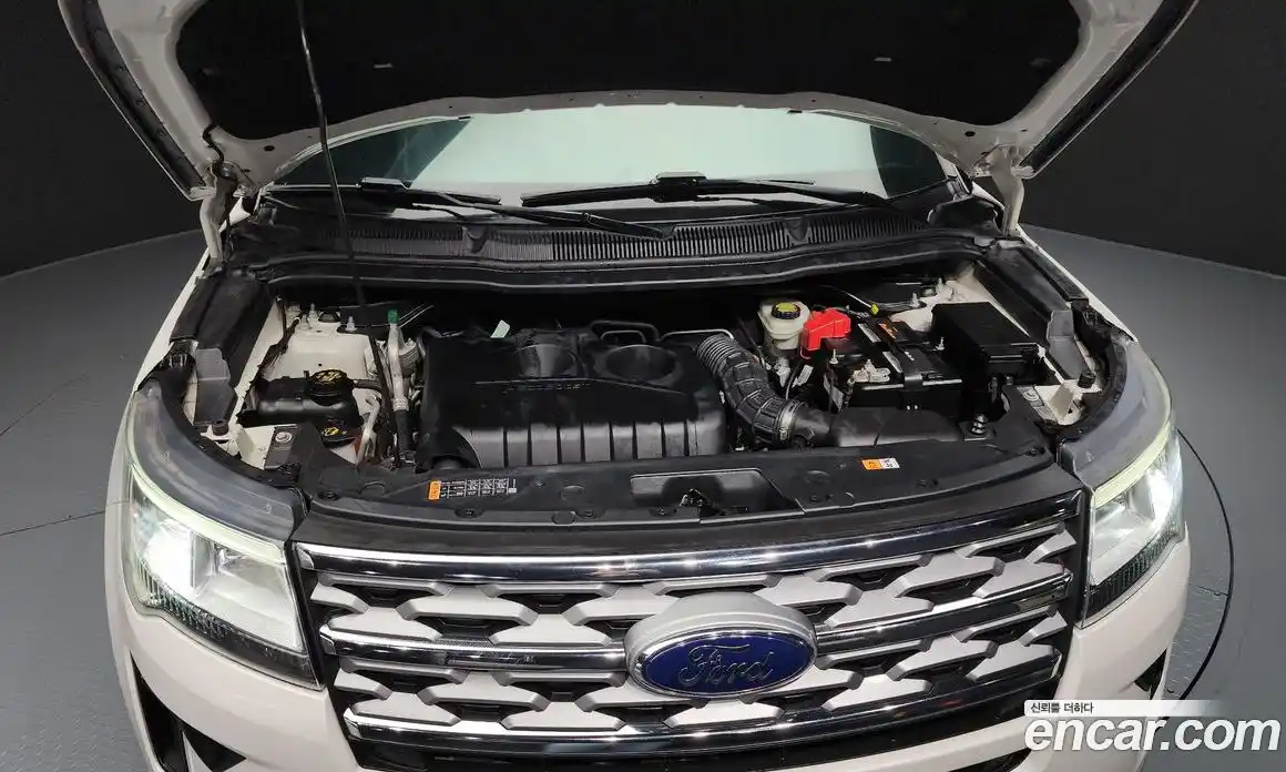 Ford Explorer 2018 2.3 Автомат в Москве № 319109, фото 14