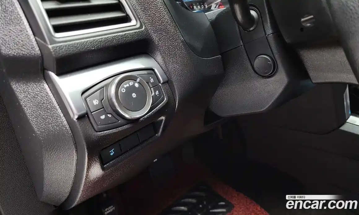 Ford Explorer 2018 2.3 Автомат в Москве № 319109, фото 15