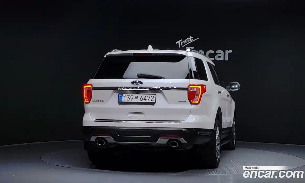 Ford Explorer 2018 2.3 Автомат в Москве № 319109, фото 4