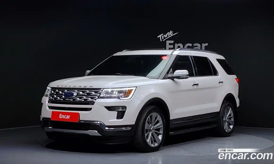 Ford Explorer 2018 2.3 Автомат в Москве № 319109, фото 7