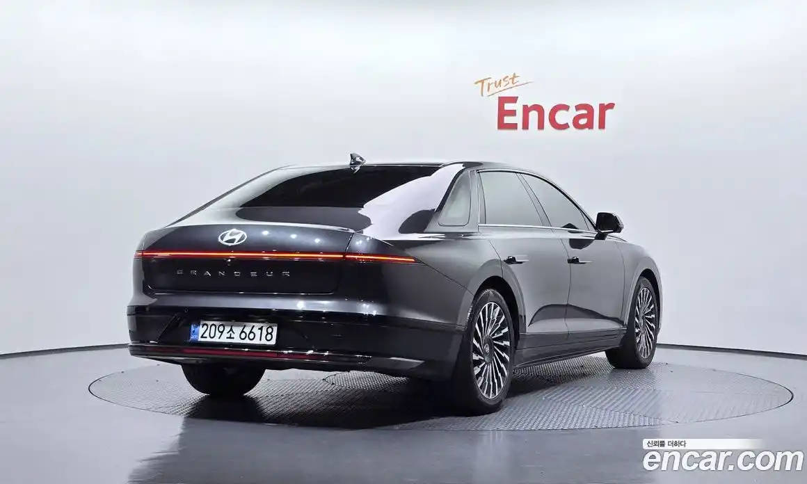 Hyundai Grandeur 2023 1.6 Автомат в Москве № 319422, фото 17