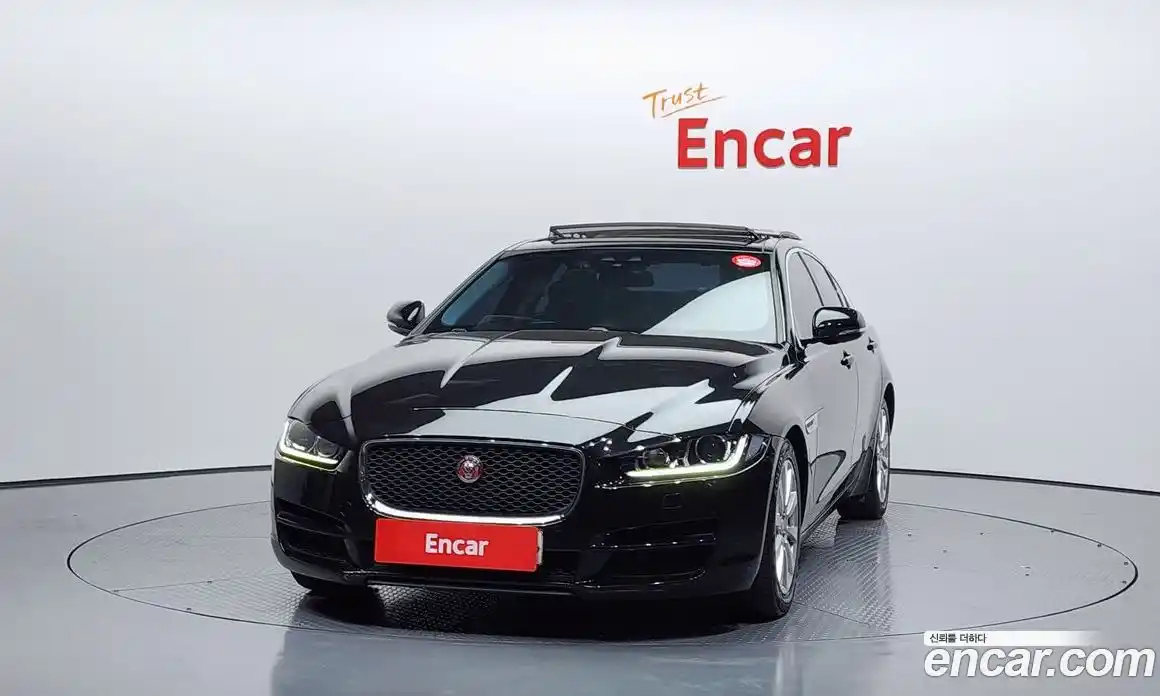 Jaguar XE 2016 2.0 Автомат в Москве № 320223, фото 15