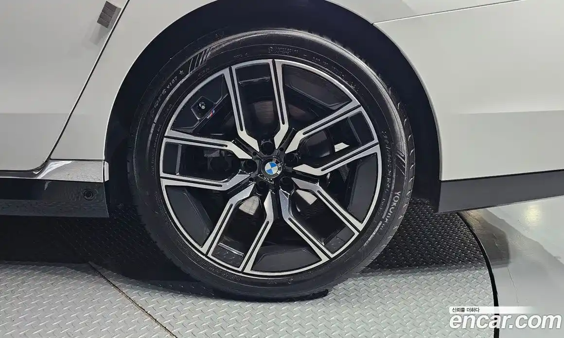 BMW 7-Series 2025 3.0 Автомат в Москве № 334969, фото 11