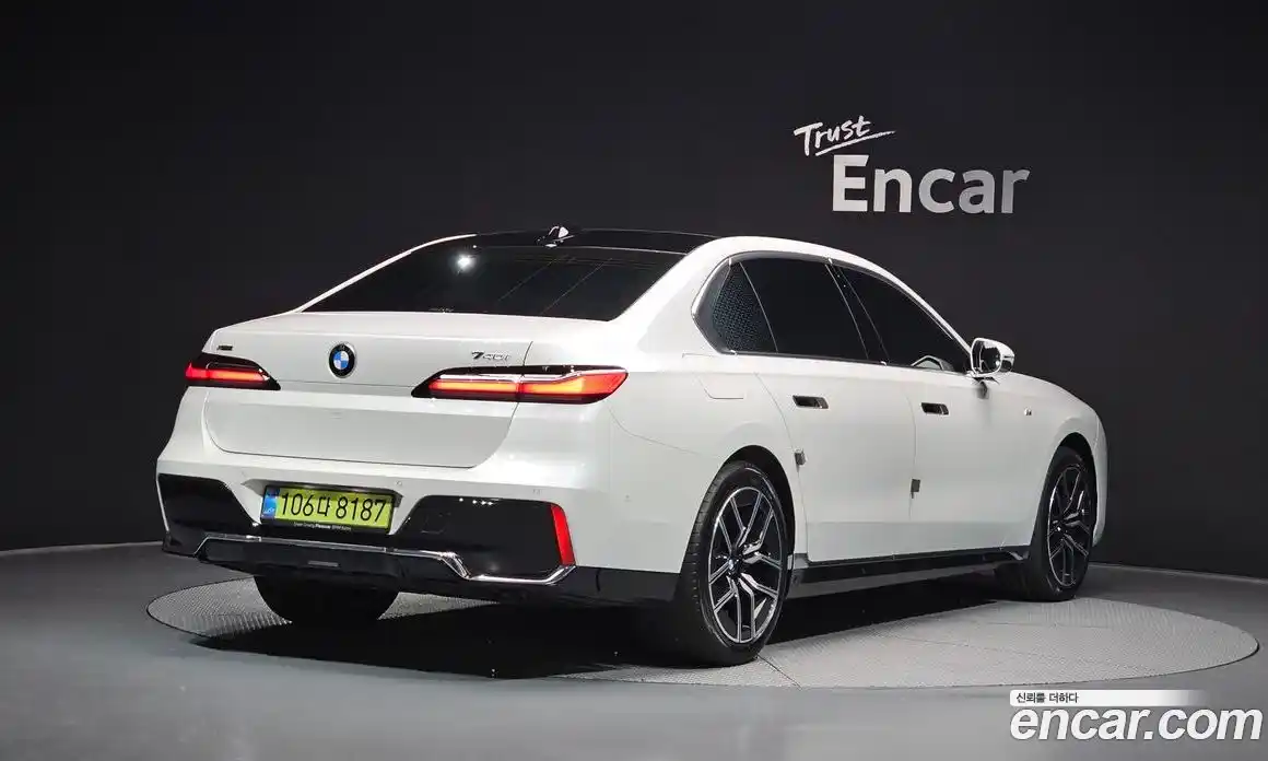 BMW 7-Series 2025 3.0 Автомат в Москве № 334969, фото 4