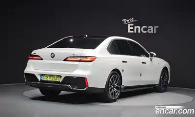 BMW 7-Series 2025 3.0 Автомат в Москве № 334969, миниатюра 4