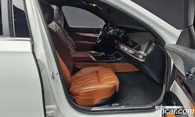 BMW 7-Series 2025 3.0 Автомат в Москве № 334969, миниатюра 9