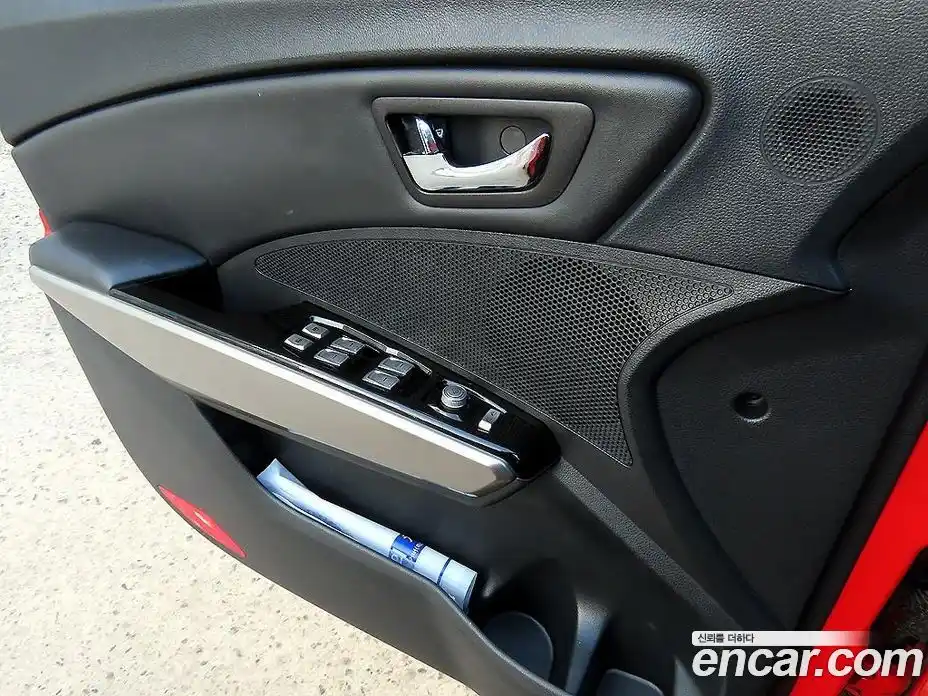 SsangYong TIBOLI 2015 1.6 Автомат в Москве № 33699, фото 11