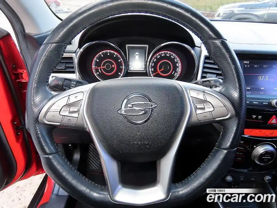 SsangYong TIBOLI 2015 1.6 Автомат в Москве № 33699, фото 8