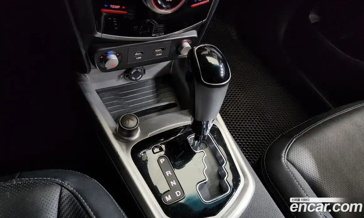 SsangYong TIBOLI 2016 1.6 Автомат в Москве № 341364, фото 12