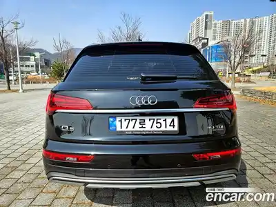 Audi Q5 2023 2.0 Автомат в Москве № 343426, миниатюра 4