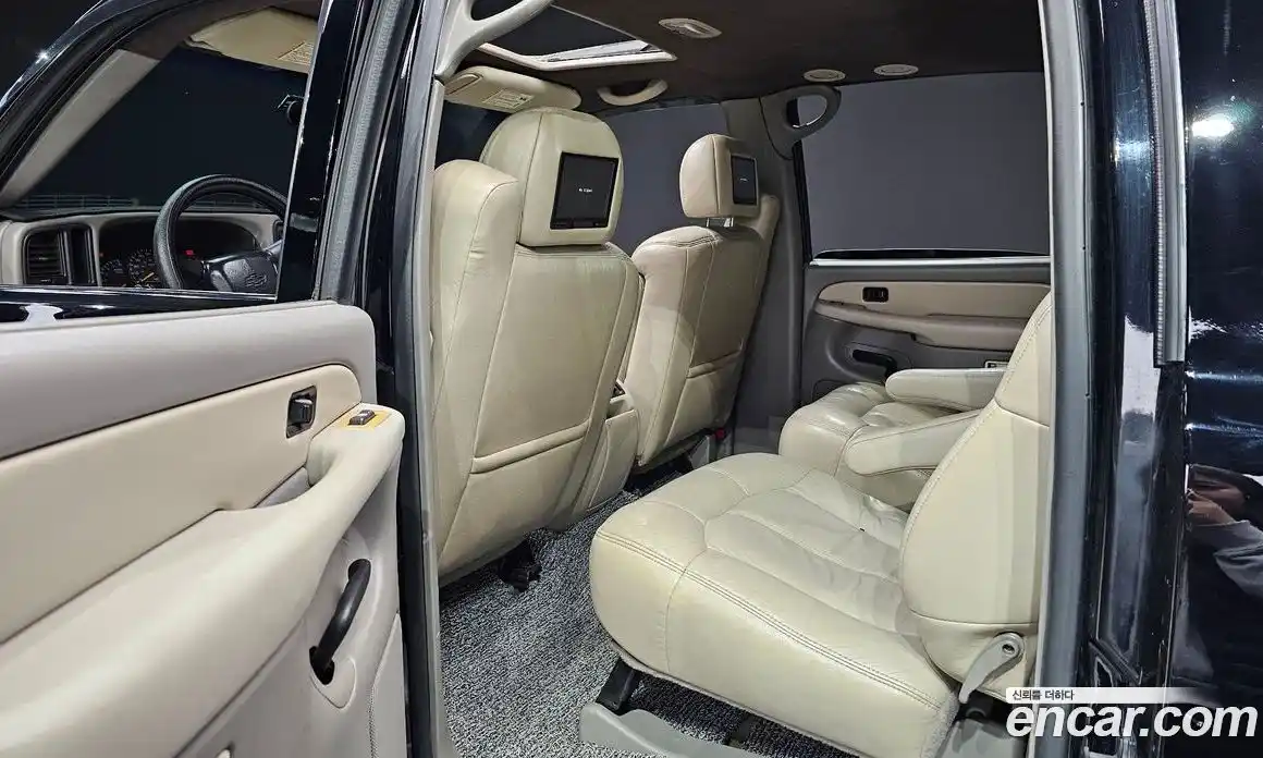 Chevrolet Surburban 2001 5.3 Автомат в Москве № 346621, фото 12