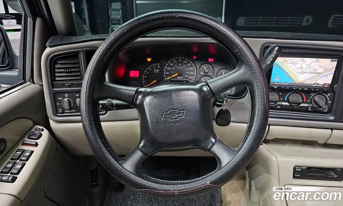 Chevrolet Surburban 2001 5.3 Автомат в Москве № 346621, фото 13