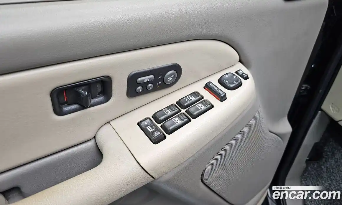 Chevrolet Surburban 2001 5.3 Автомат в Москве № 346621, фото 19