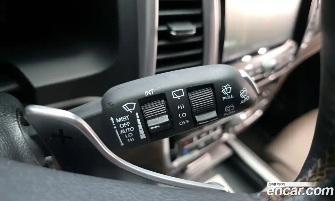 SsangYong Rexton 2023 2.2 Автомат в Москве № 35731, фото 3