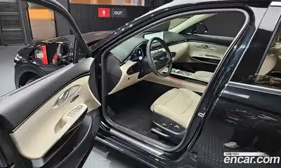 Genesis GV70 2023 2.5 Автомат в Москве № 364310, миниатюра 11