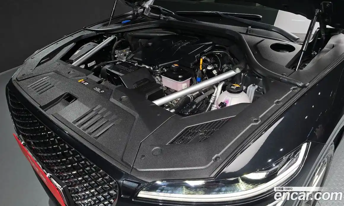 Genesis GV70 2023 2.5 Автомат в Москве № 364310, фото 6