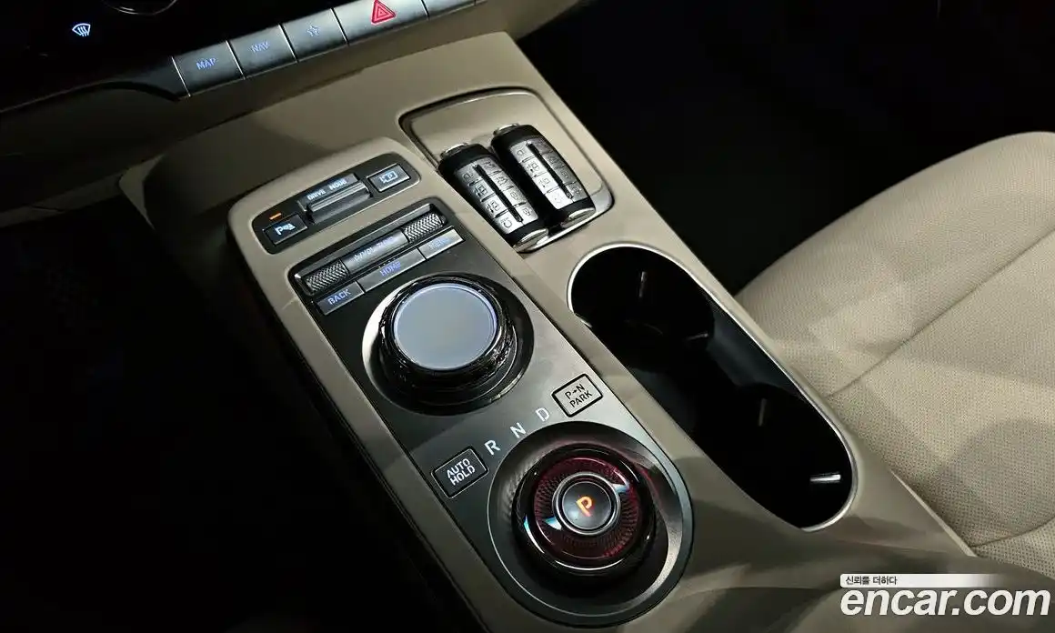 Genesis GV70 2023 2.5 Автомат в Москве № 364310, фото 9