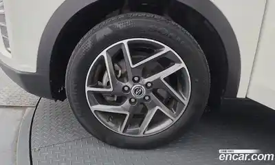 SsangYong TIBOLI 2022 1.5 Автомат в Москве № 366746, миниатюра 5