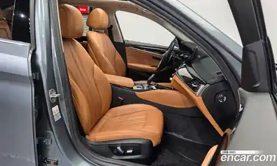BMW 5-Series 2018 2.0 Автомат в Москве № 367817, миниатюра 11