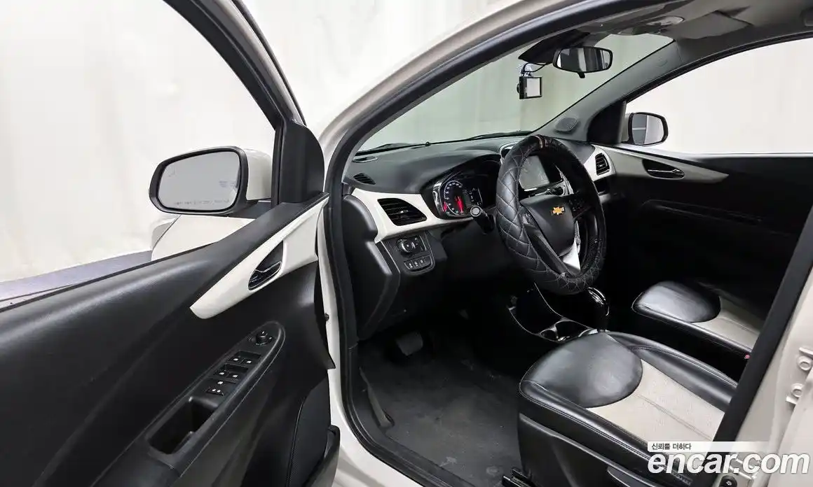 Chevrolet Spark 2016 1.0 Автомат в Москве № 37575, фото 19