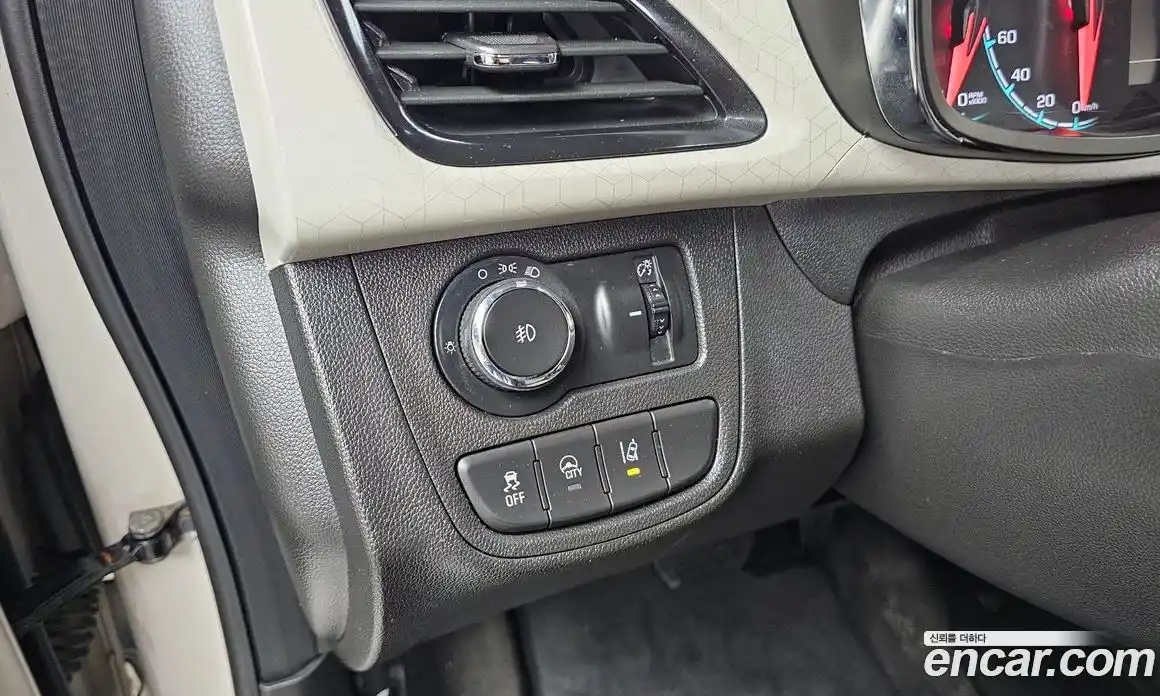 Chevrolet Spark 2016 1.0 Автомат в Москве № 37575, фото 8