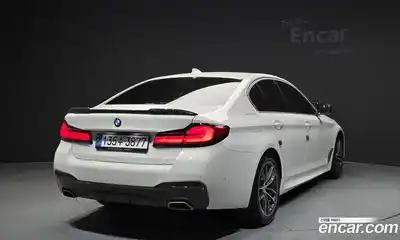 BMW 5-Series 2022 2.0 Автомат в Москве № 386356, миниатюра 2