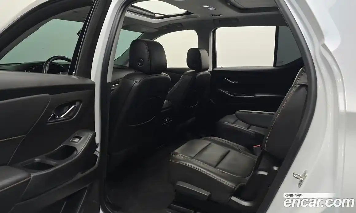 Chevrolet Traverse 2021 3.6 Автомат в Москве № 39039, фото 17