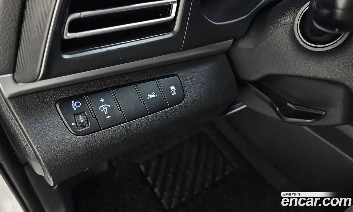 Hyundai Avante 2019 1.6 Автомат в Москве № 399207, фото 14