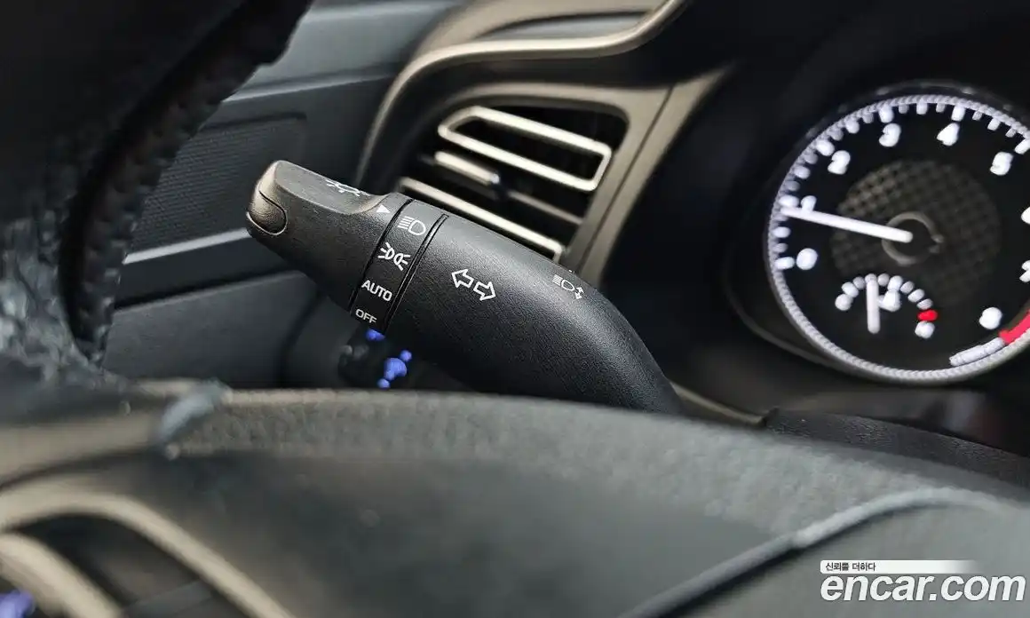 Hyundai Avante 2019 1.6 Автомат в Москве № 399207, фото 17