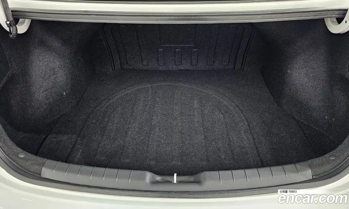 Hyundai Avante 2019 1.6 Автомат в Москве № 399207, фото 20