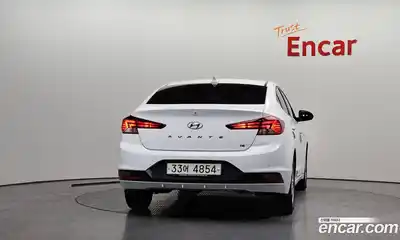 Hyundai Avante 2019 1.6 Автомат в Москве № 399207, миниатюра 4