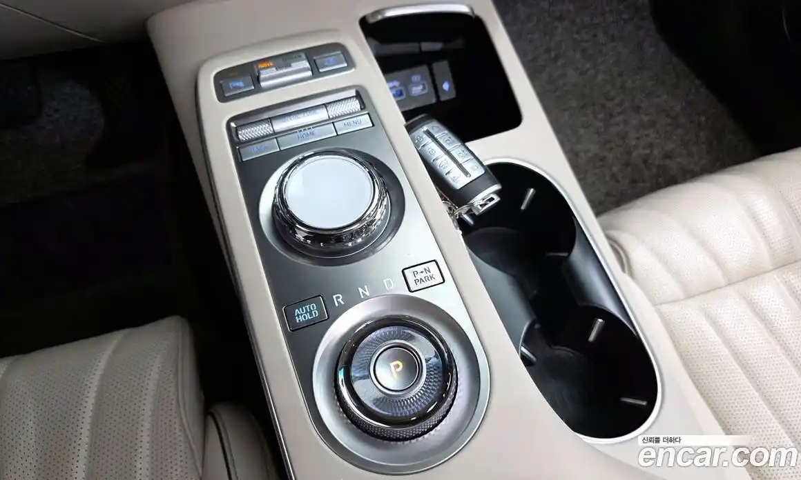 Genesis GV70 2021 2.5 Автомат в Москве № 404836, фото 9