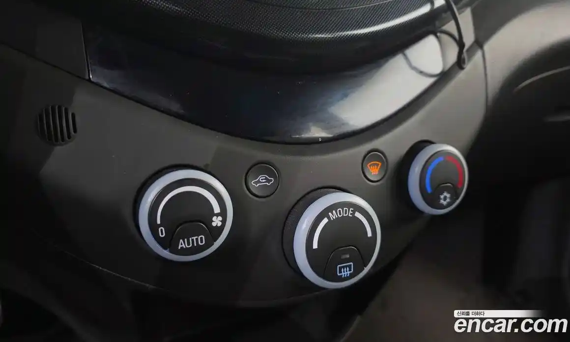 Chevrolet Matiz 2011 1.0 Автомат в Москве № 40559, фото 16