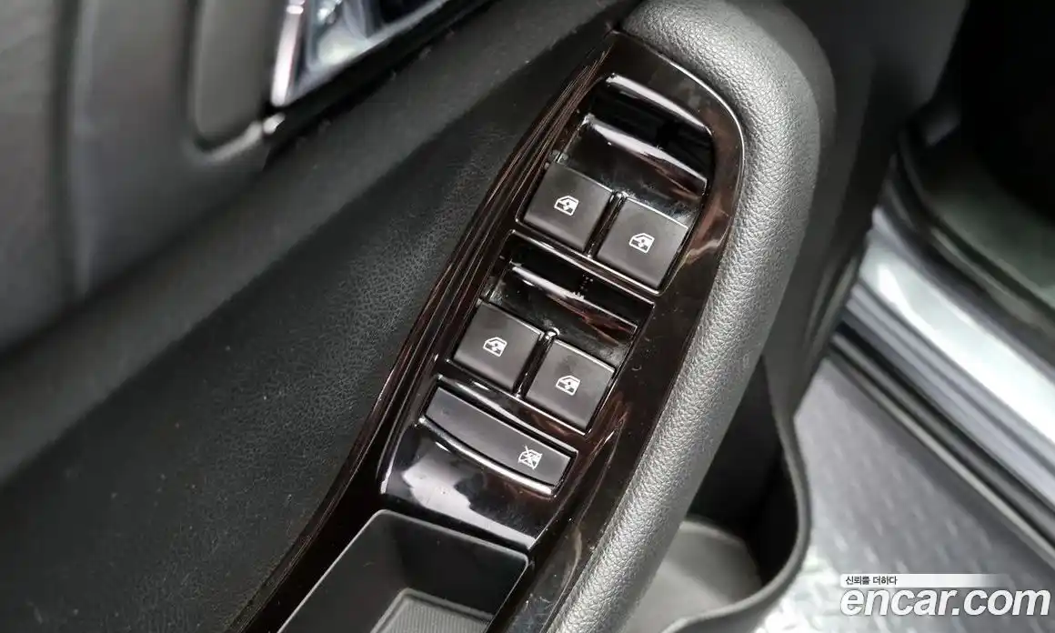 Chevrolet Orlando 2016 2.0 Автомат в Москве № 41272, фото 7