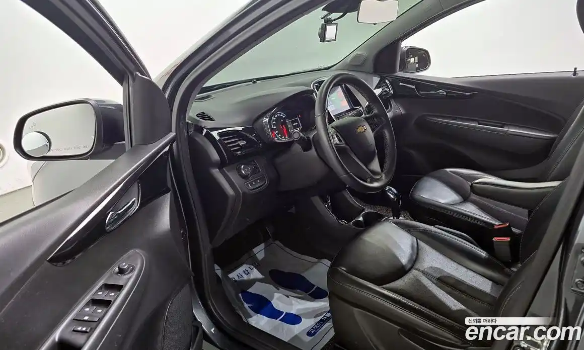 Chevrolet Spark 2017 1.0 Автомат в Москве № 41788, фото 4