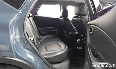 Renault QM3 2017 1.5 Автомат в Москве № 423193, миниатюра 12