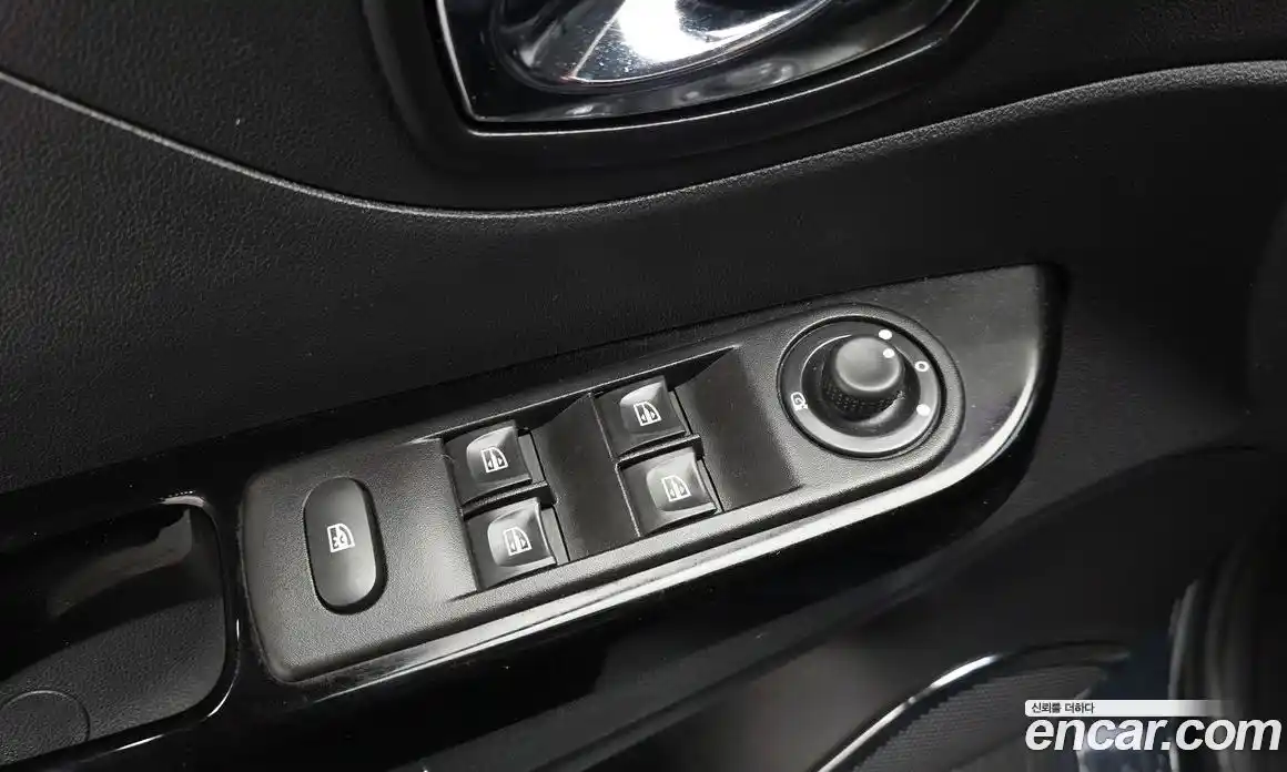 Renault QM3 2017 1.5 Автомат в Москве № 423193, фото 17